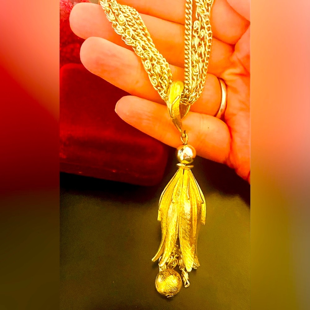 Vintage Multi-Chain Tassel Pendant Necklace - Picture 5 of 9